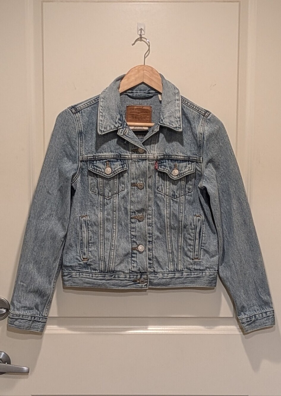 EUC Levi's XS Red Tab Original Trucker Light Wash Denim Jacket